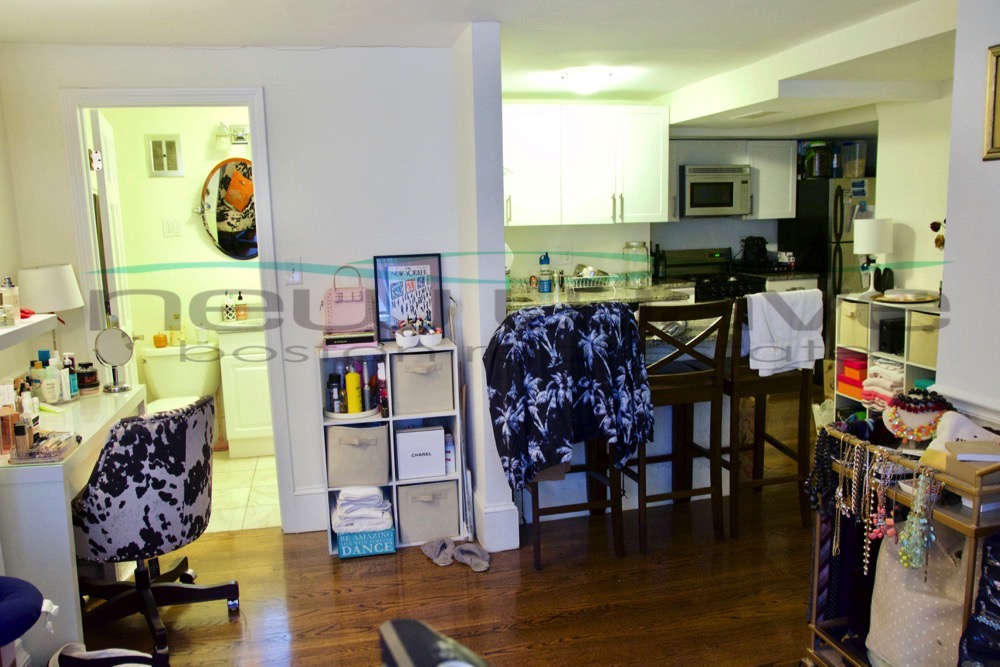 176 Commonwealth Ave, Back Bay