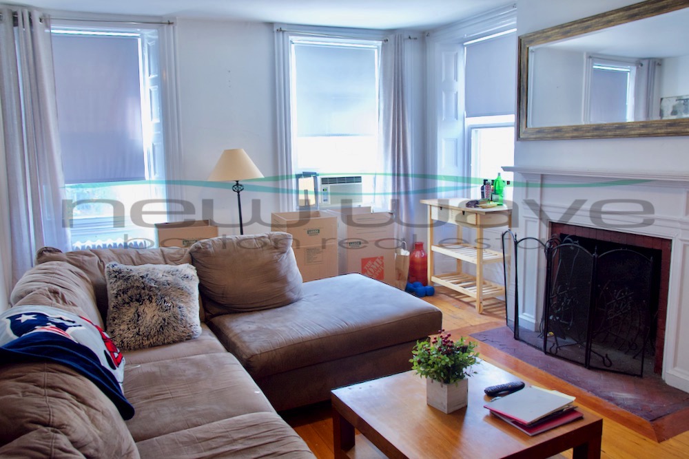 95 Mount Vernon St, Beacon Hill