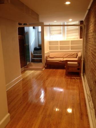 2 bed, 1 bath apartment for rent at 76 Phillips St Unit A, Beacon Hill — photo 3 of 6