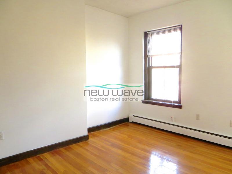 518 Massachusetts Ave, South End