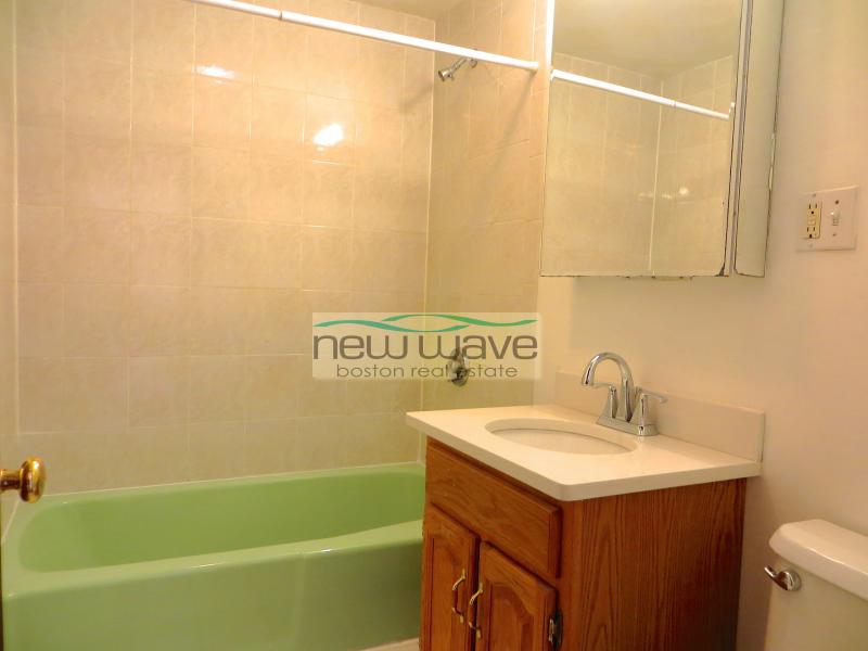 518 Massachusetts Ave, South End