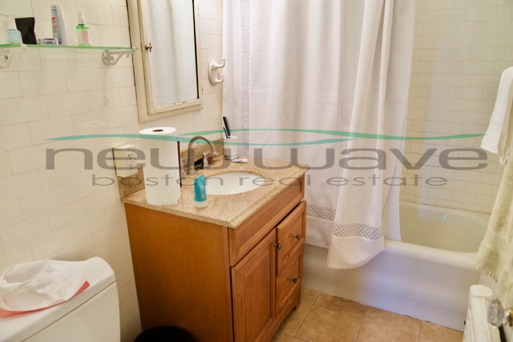 1 bed, 1 bath apartment for rent at 6 Marlborough St Unit 5, Back Bay — photo 7 of 7