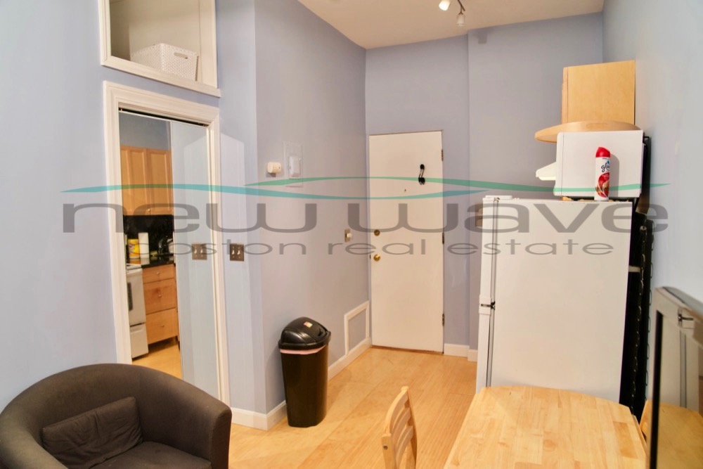 Studio bed, 1 bath apartment for rent at 40 Saint Botolph Unit 6, Back Bay — photo 4 of 4