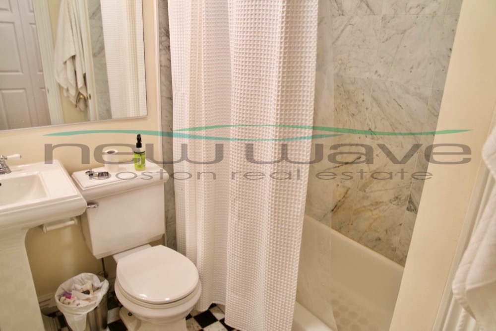 90 Saint Botolph St, Back Bay