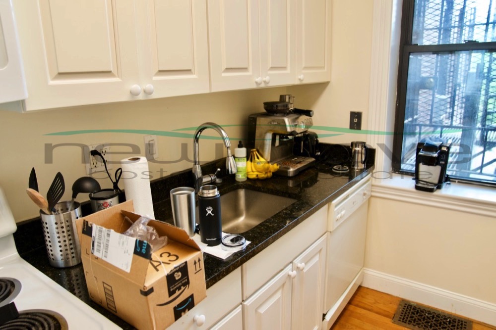 90 Saint Botolph St, Back Bay