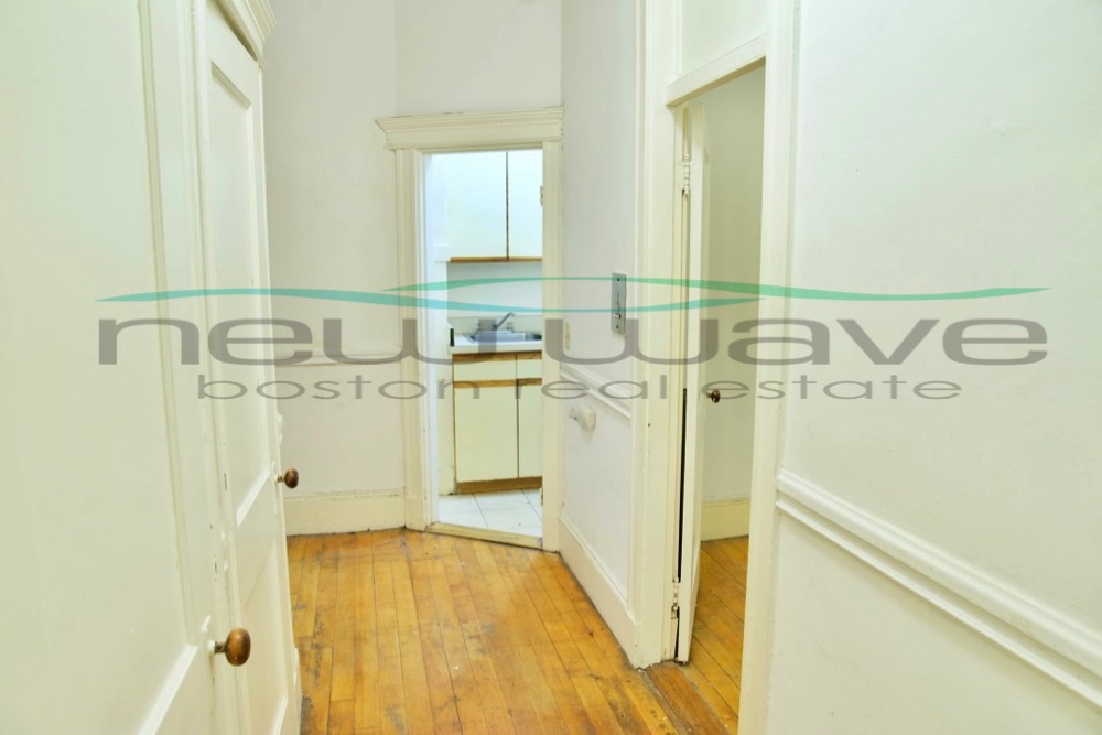 46 Westland Ave, Fenway