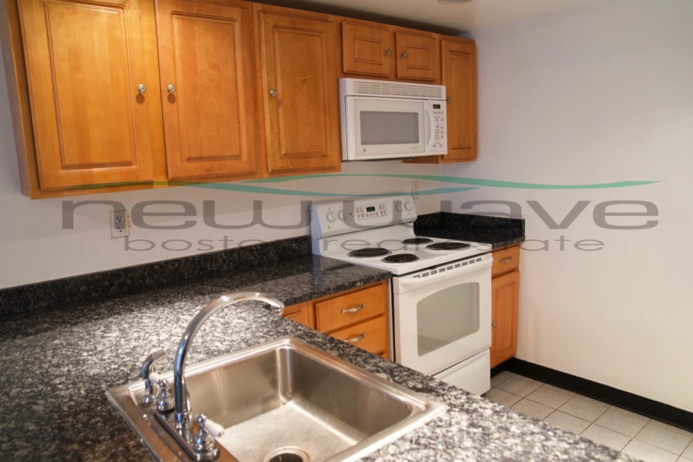 36 Queensberry St, Fenway