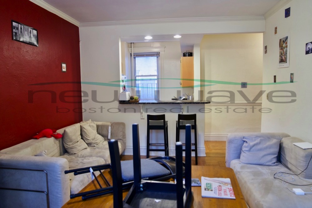 24 Queensberry St, Fenway