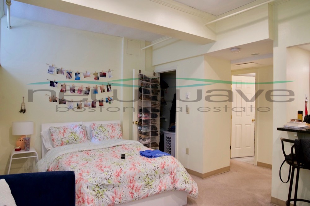 107 Queensberry St, Fenway