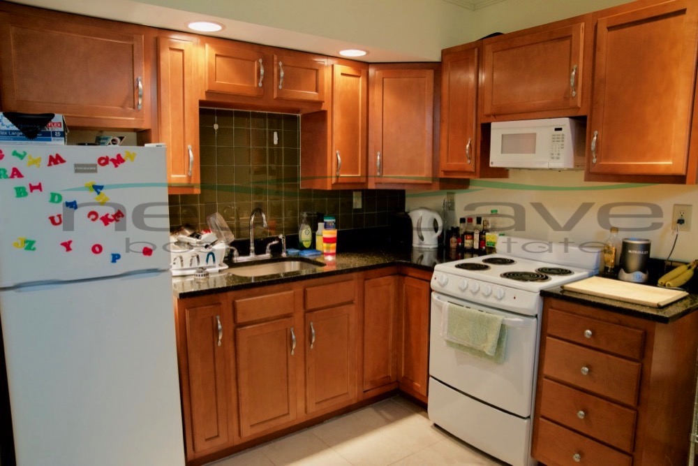 109 Queensberry St, Fenway