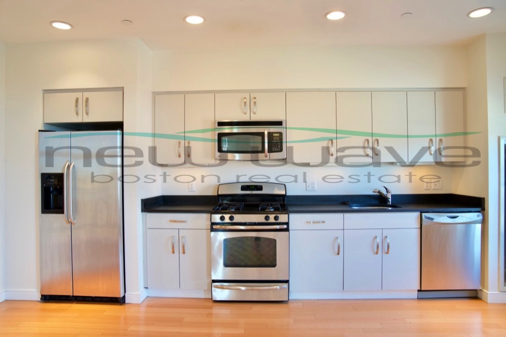 601 Albany St, South End