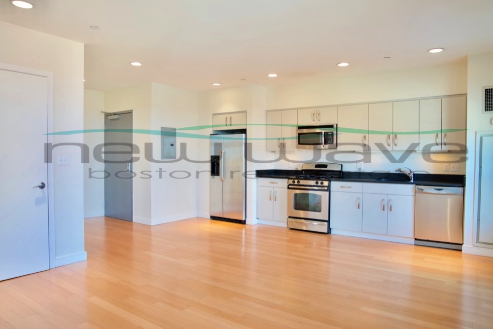 601 Albany St, South End