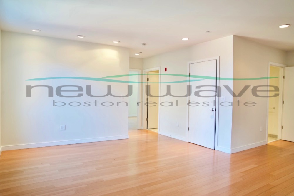 601 Albany St, South End