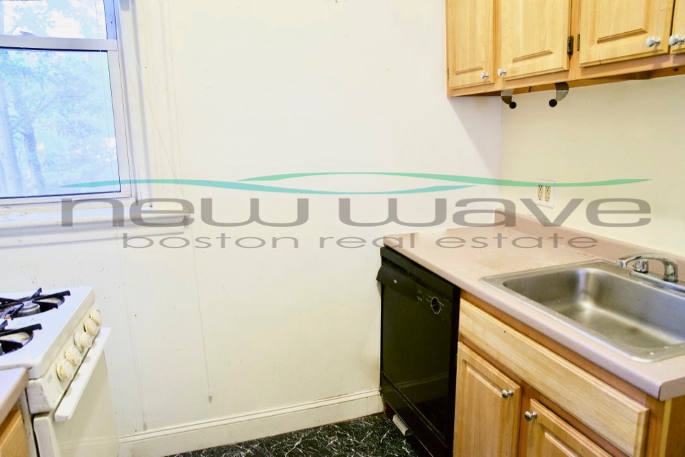 1 bed, 1 bath apartment for rent at 124 Peterborough St Unit 10, Fenway — photo 7 of 10