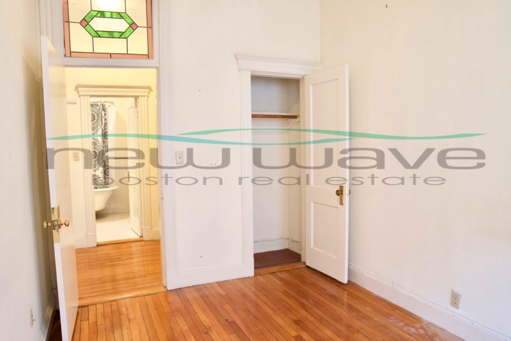 1 bed, 1 bath apartment for rent at 124 Peterborough St Unit 10, Fenway — photo 9 of 10