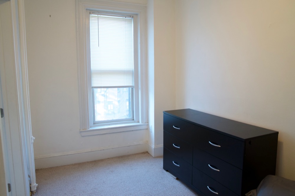 225 Newbury St, Back Bay