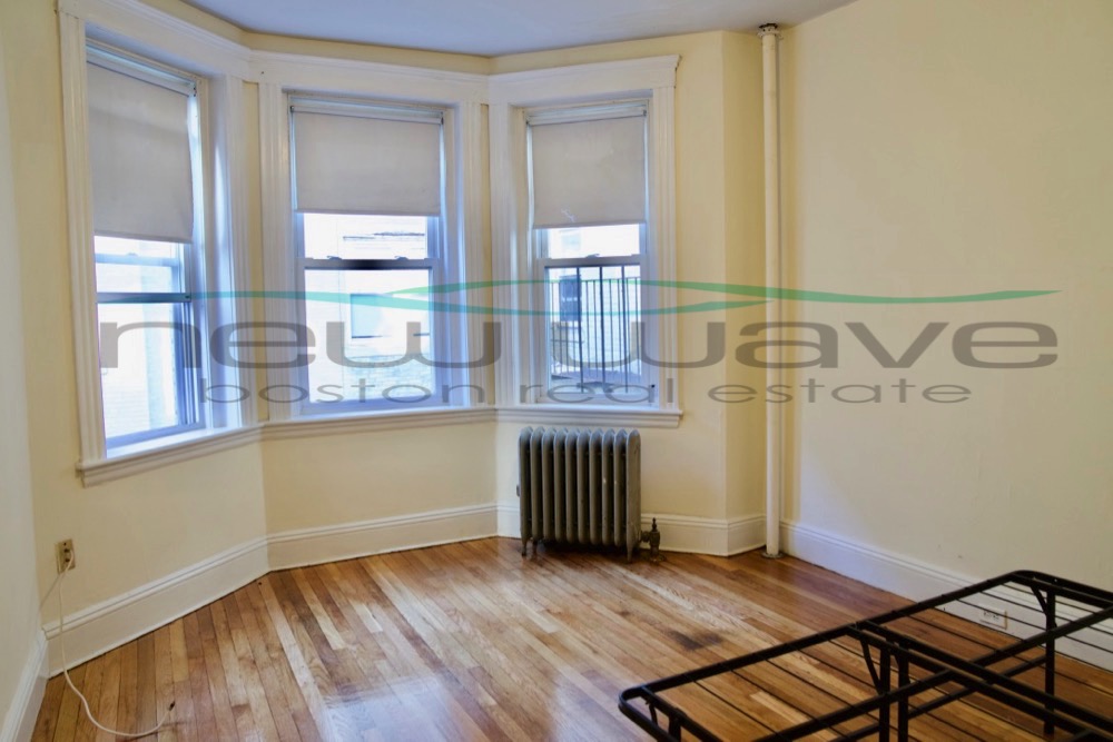 1197 Boylston St, Fenway