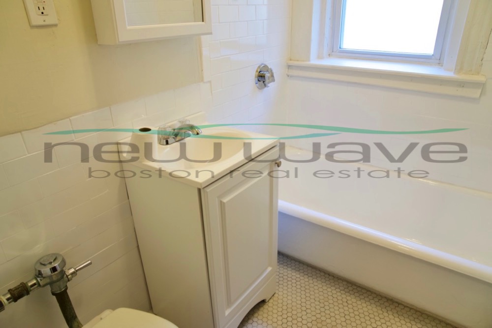 1197 Boylston St, Fenway