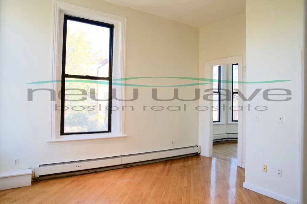 423 Shawmut Ave, South End