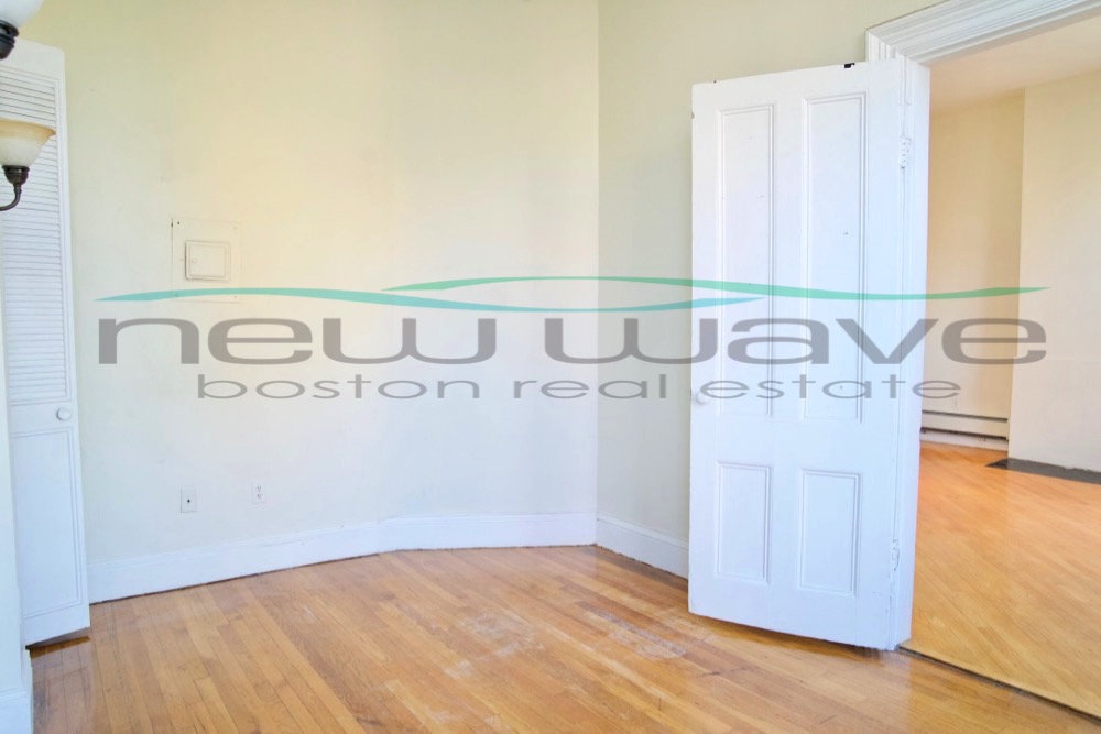 423 Shawmut Ave, South End