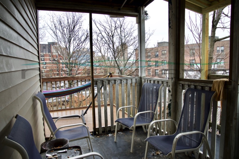 205 Hillside St, Mission Hill