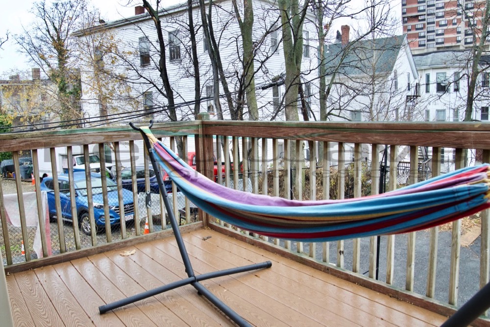 205 Hillside St, Mission Hill