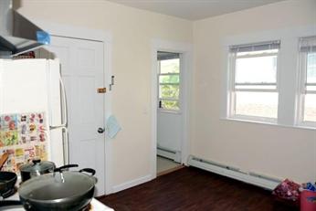 3 bed, 1.5 bath apartment for rent at 17 Sunset St Unit 2, Mission Hill — photo 9 of 12