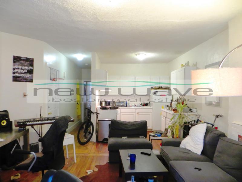 32 Edgerly Rd, Fenway