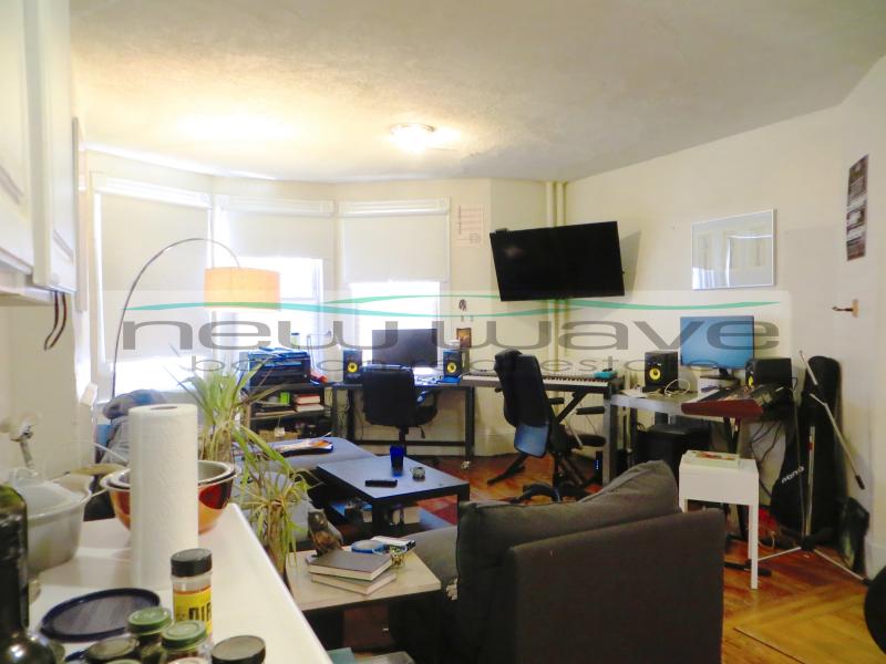 32 Edgerly Rd, Fenway