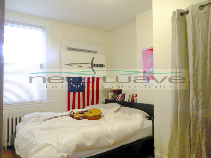 32 Edgerly Rd, Fenway