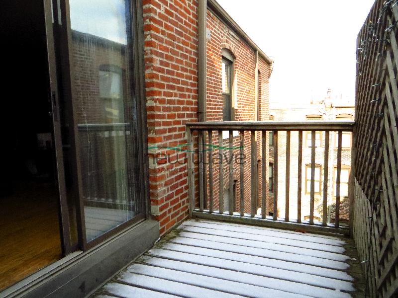 95 Gainsborough St, Fenway