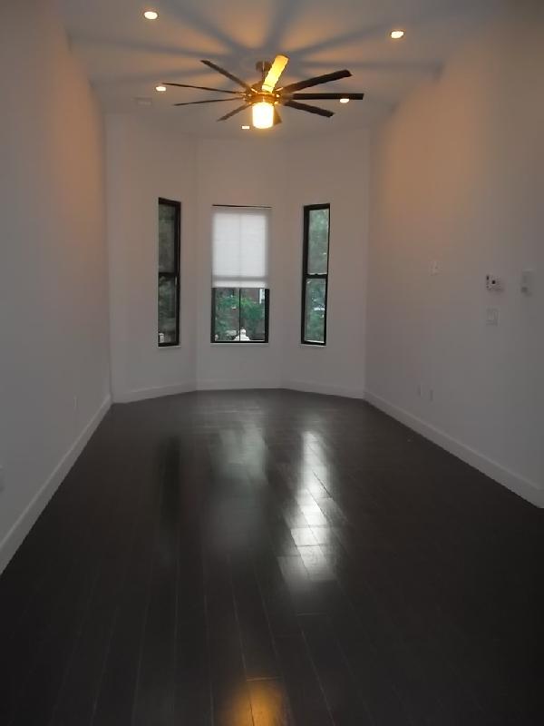 25 Worthington St, Roxbury