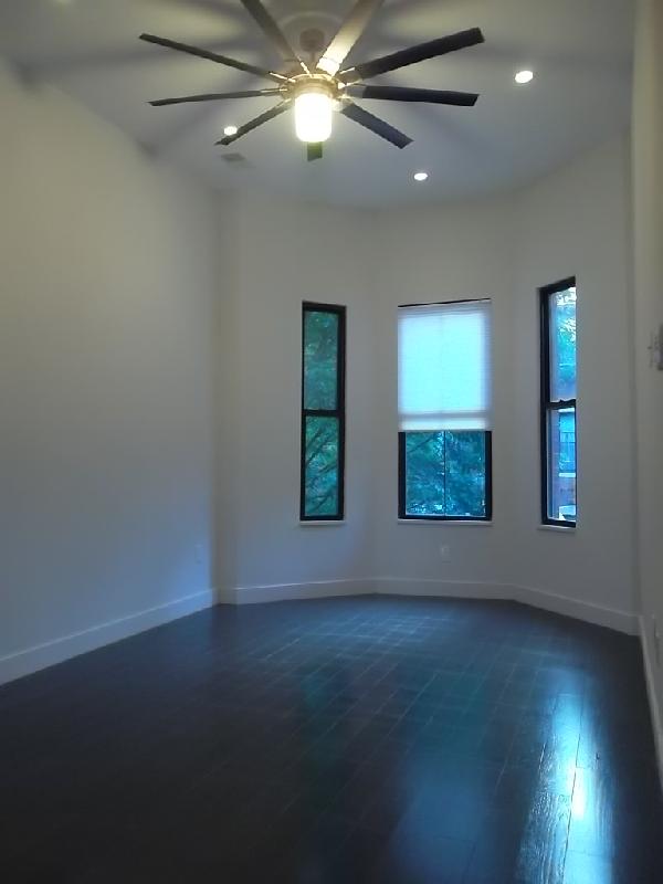 25 Worthington St, Roxbury