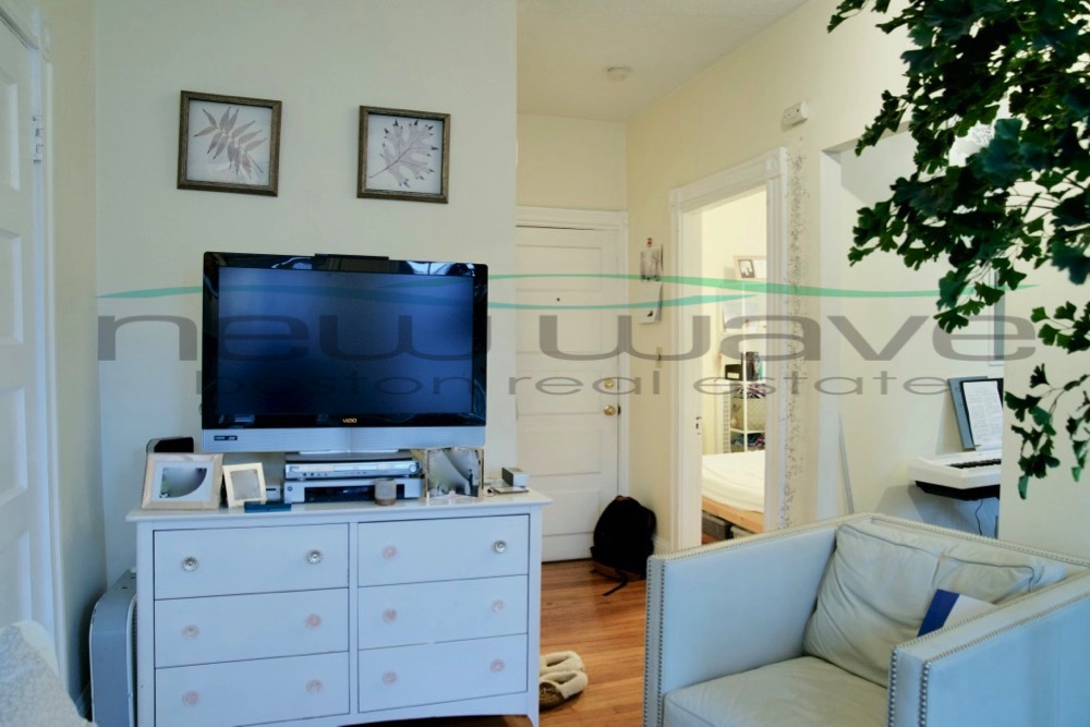 55 Revere St, Beacon Hill