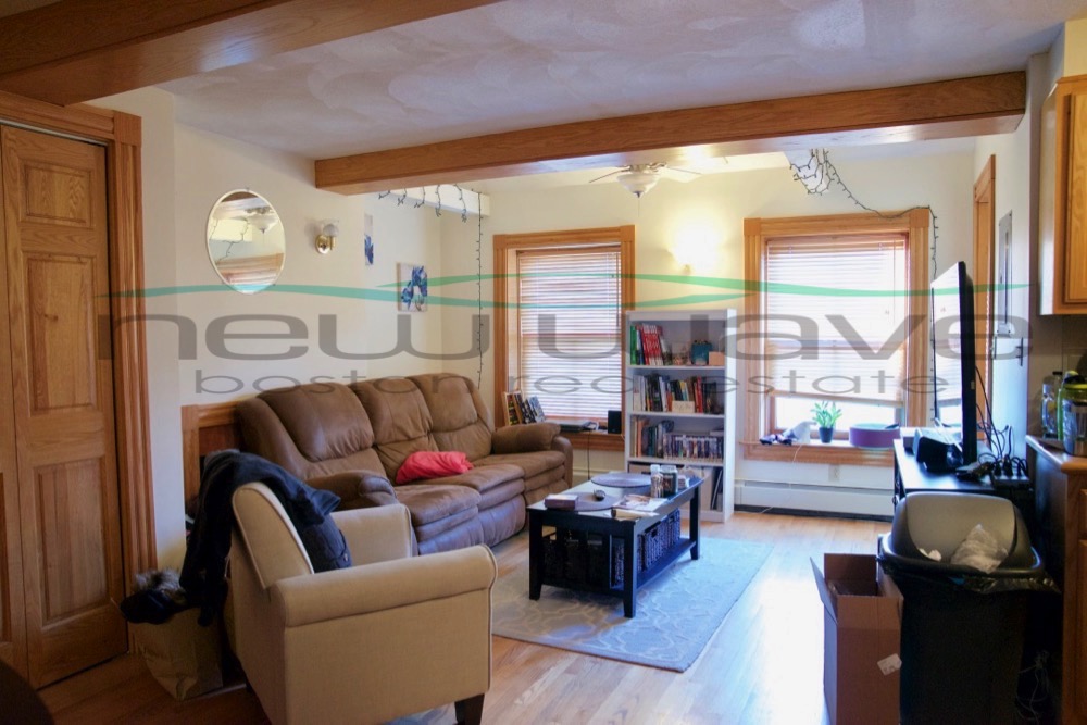 39 Charles St, Beacon Hill