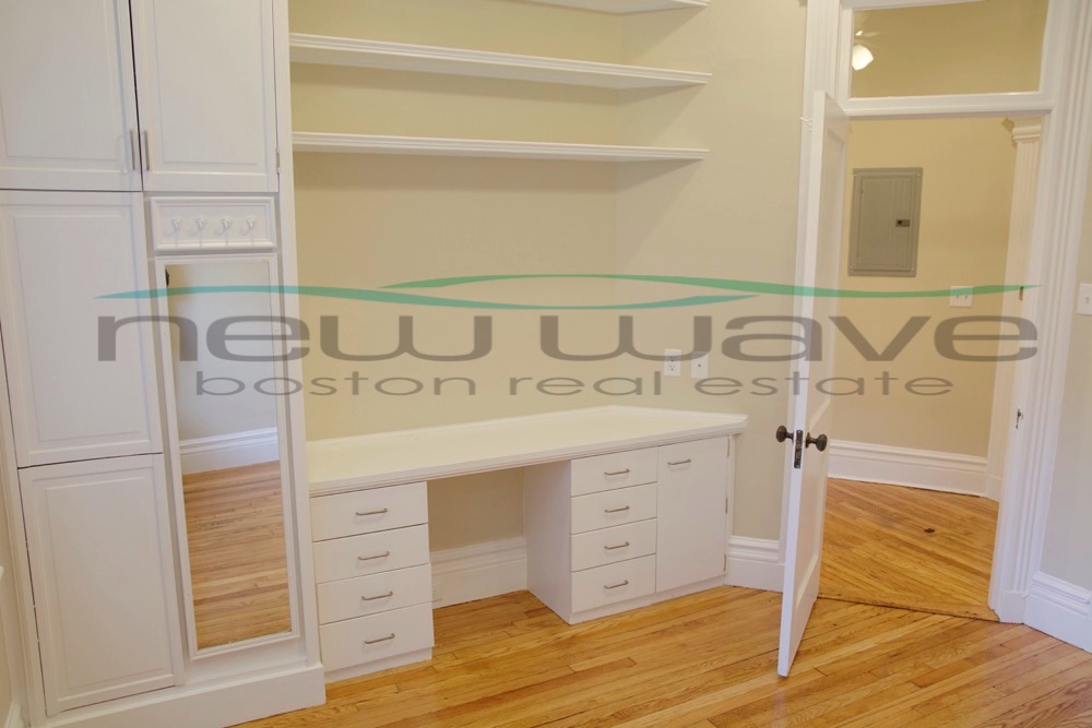 1 split bed, 1 bath apartment for rent at 64 Charlesgate Unit 59, Fenway — photo 8 of 15