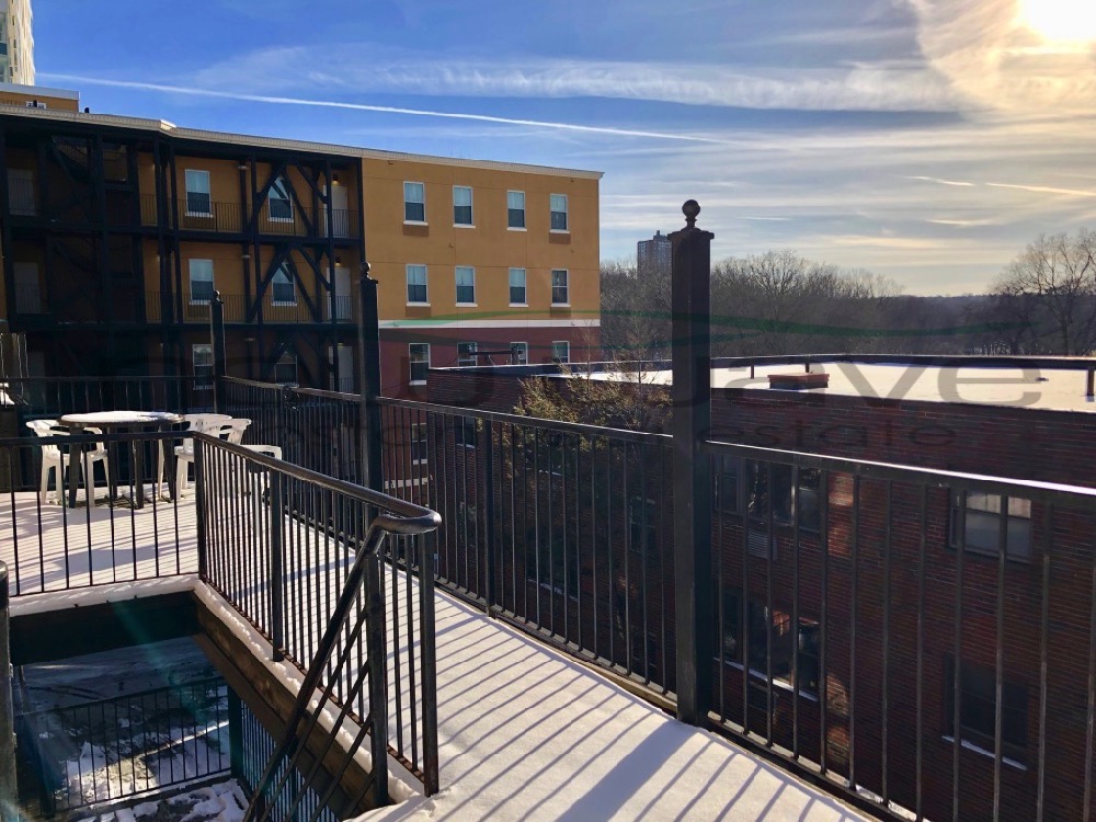 69 Huntington Ave, Mission Hill