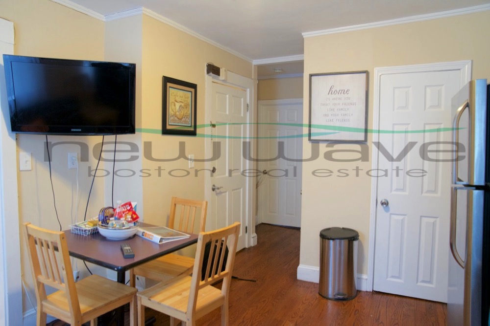2 bed, 1 bath apartment for rent at 95 Hudson St Unit 3, Chinatown — photo 5 of 8