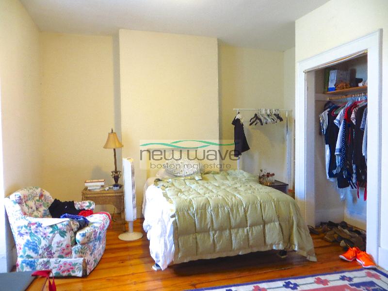 554 Massachusetts Ave, South End