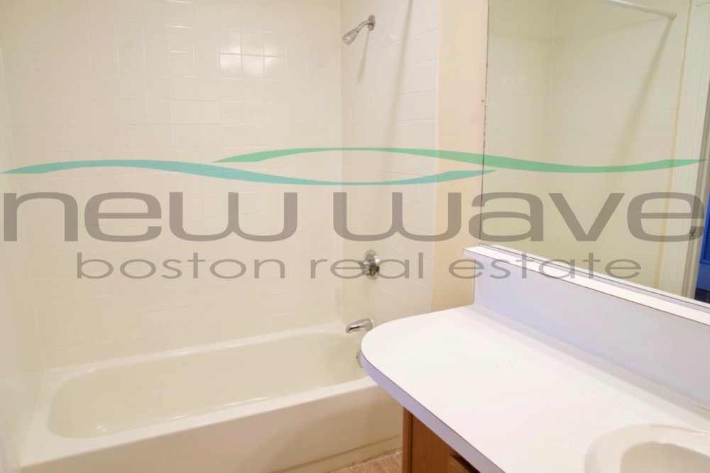 1 bed, 1 bath apartment for rent at 706 Huntington Ave Unit 404, Mission Hill — photo 8 of 12