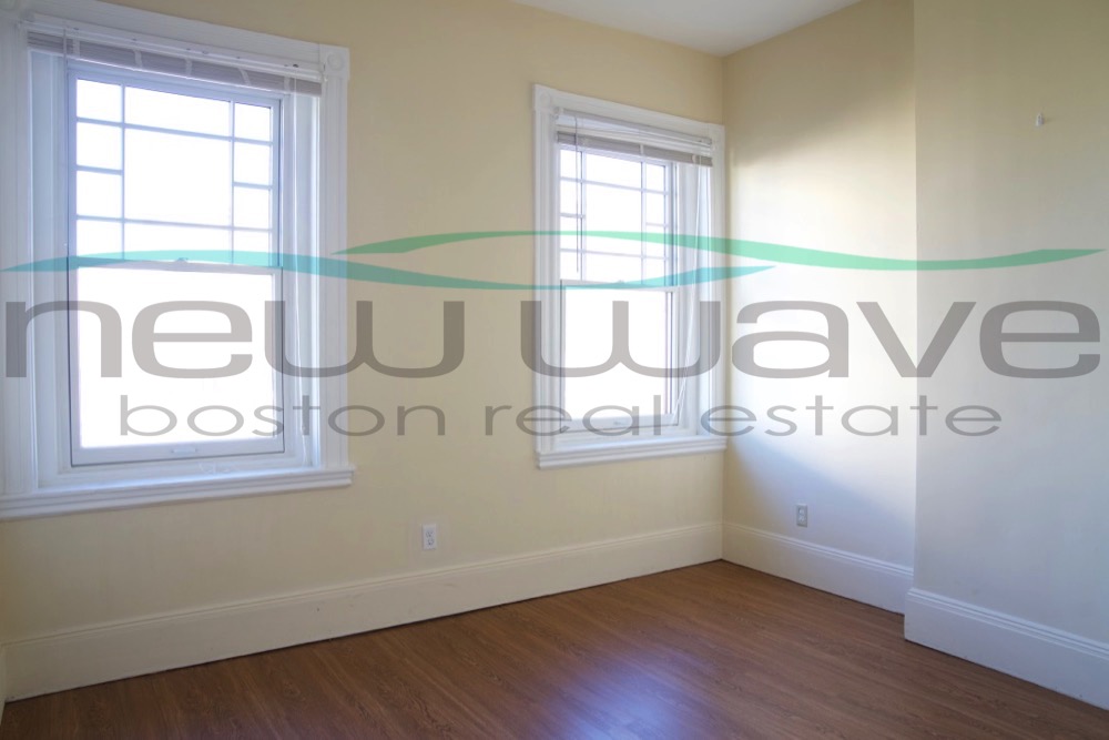 1 bed, 1 bath apartment for rent at 706 Huntington Ave Unit 404, Mission Hill — photo 5 of 12
