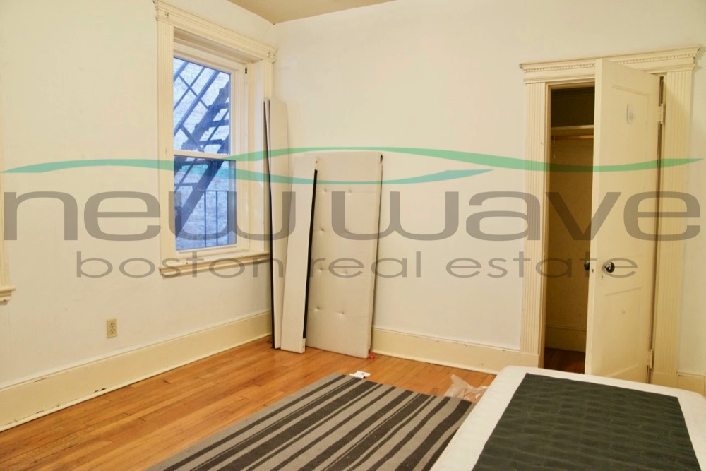 28 Westland Ave, Fenway