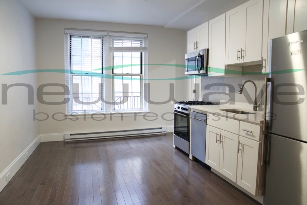 38 Clearway St, Back Bay