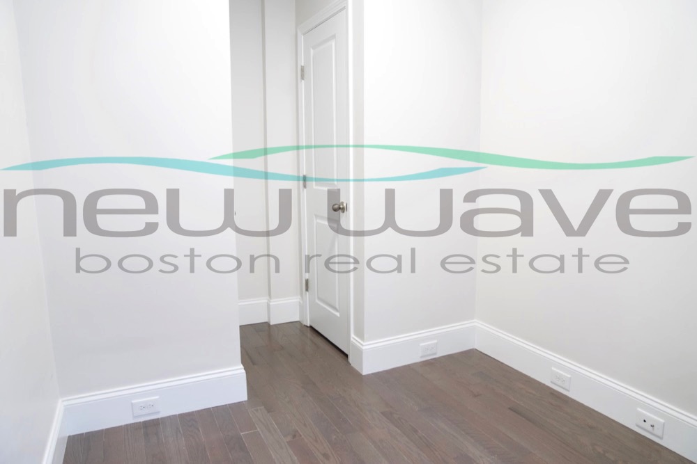 38 Clearway St, Back Bay