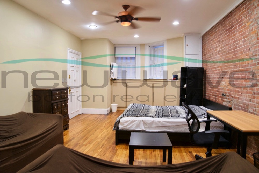 Studio bed, 1 bath apartment for rent at 169 Beacon St Unit 1B, Back Bay