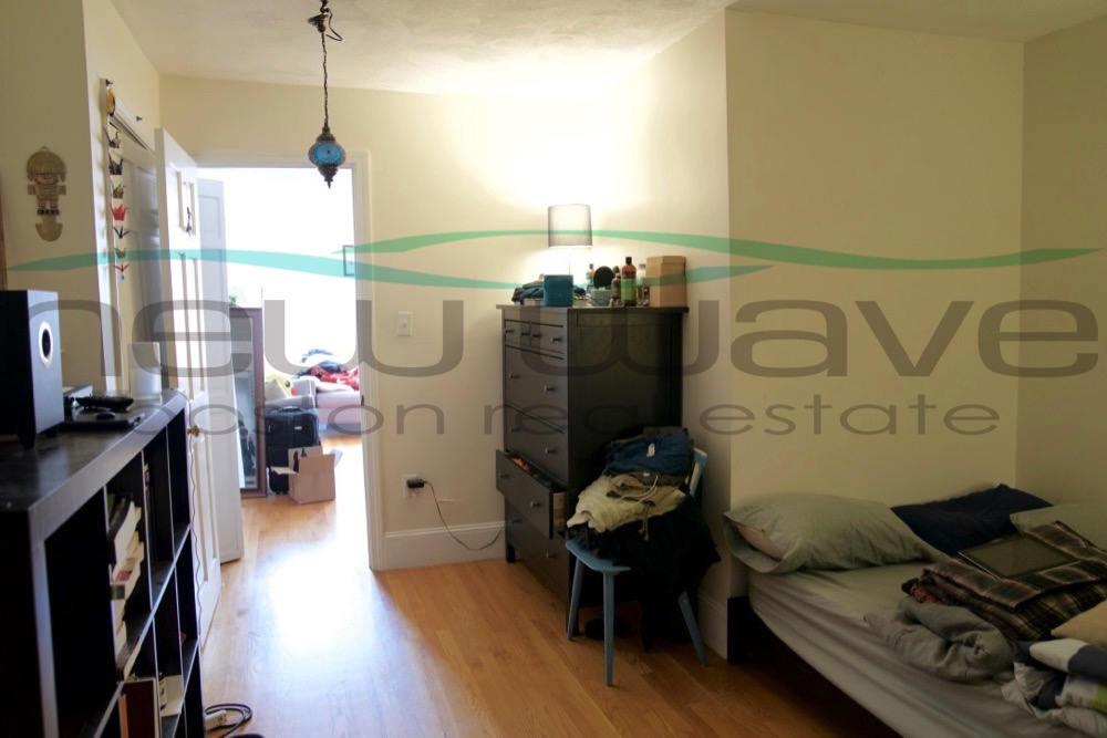 39 Charles St, Beacon Hill