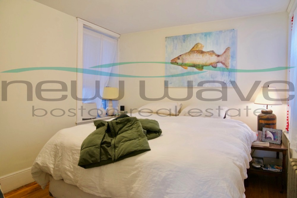 127 Myrtle St, Beacon Hill