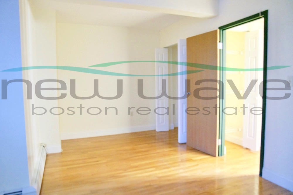 397 Massachusetts Ave, Roxbury