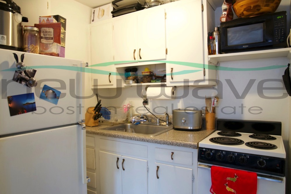 196 Saint Botolph St, Back Bay