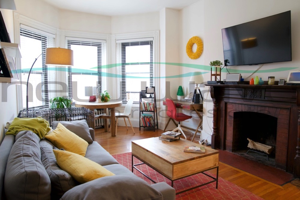 196 Saint Botolph St, Back Bay